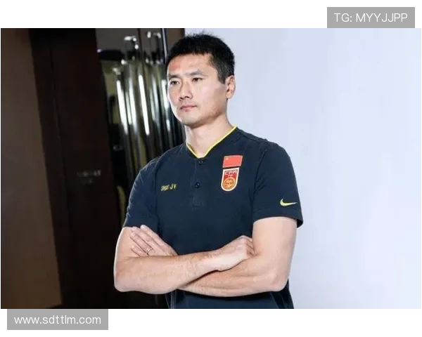 国足选帅名单已提交竞争焦点在邵佳一与李国旭之间