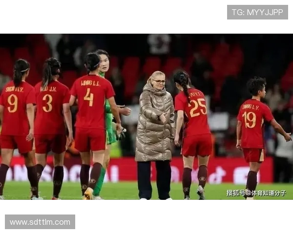 对英格兰输八个，又被苏格兰捅三球，被浇了一盆冷水的中国女足该何去何从
